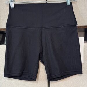 Lululemon Align Ribbed HR Short 6” Sz6 Black